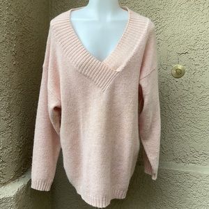 Vintage light pink/gold TJW long sweater